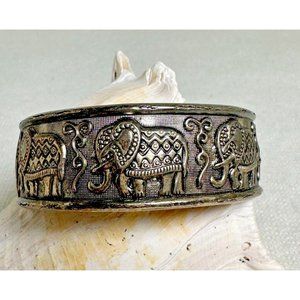 Elephant Bracelet - Silver Toned - 7" Long - 3/4" Wide